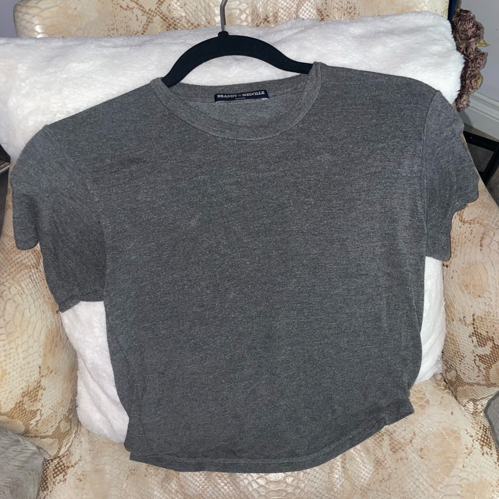 Brandy Melville shirt